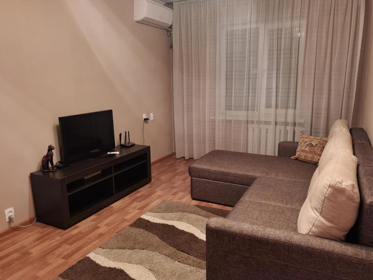 2-Х Комнатная Квартира Посуточно Shymkent Exterior foto